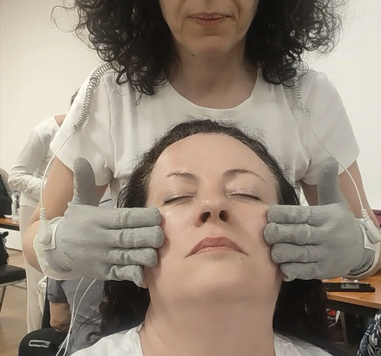 Anti-aging arc-, nyak- és dekoltázskezelés